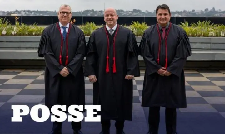 Jorge Fernando Barreto da Costa e Marcelo Bortolini tomam posse como Procuradores de Justiça em cerimônia na sede do MPPR