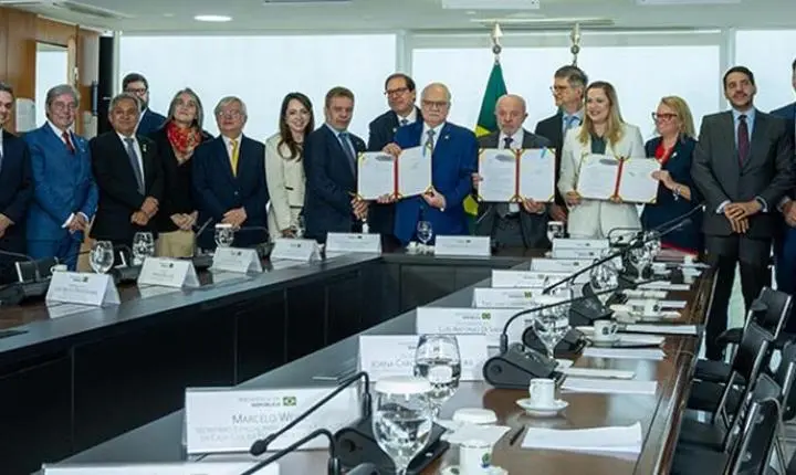 Presidente Lula sanciona nova lei de custas da Justiça Federal e do STJ